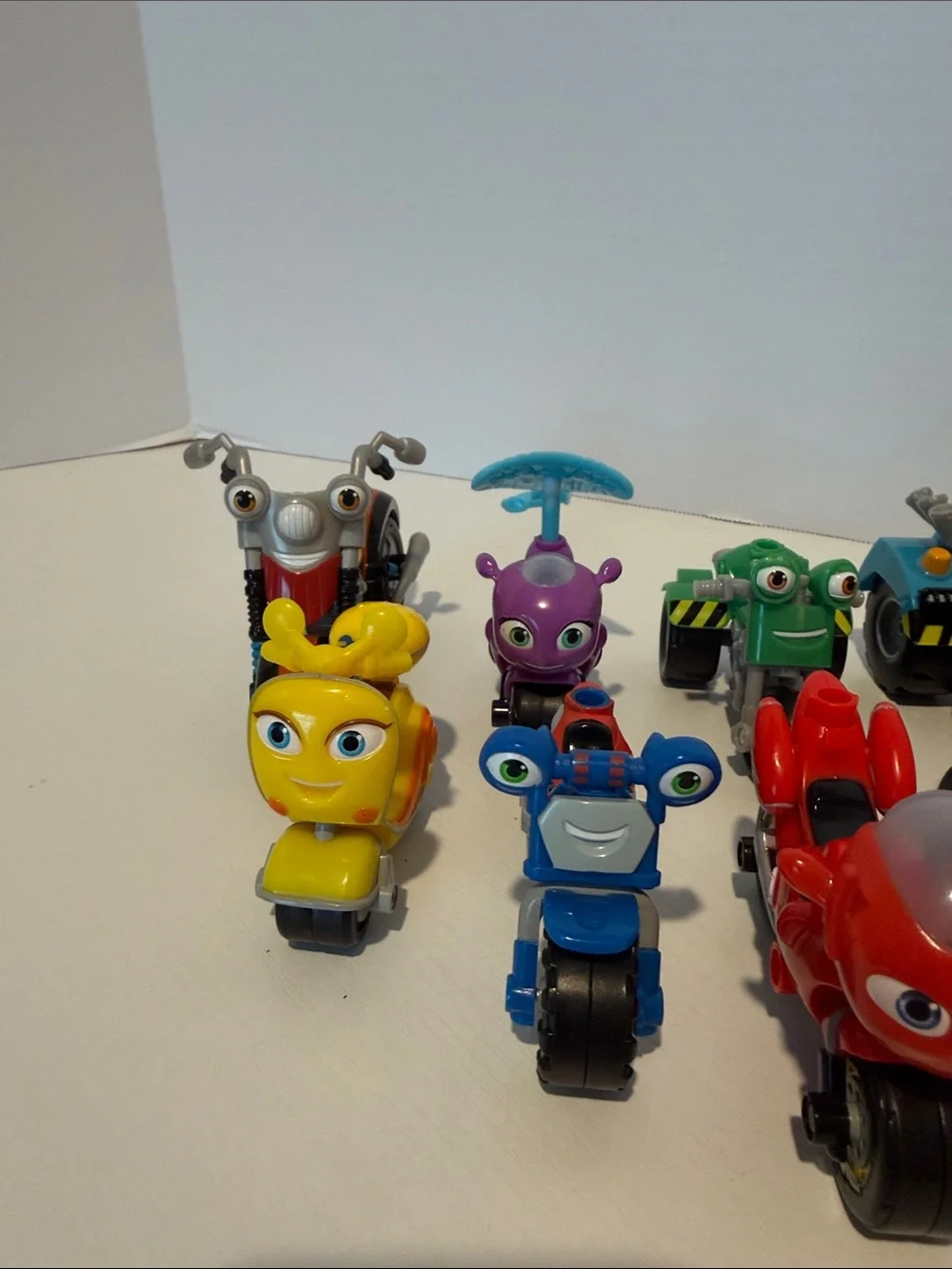 Ricky Zoom Kids Toy Motorbike Figures - Red, Blue, Yellow, Green (11 pieces)